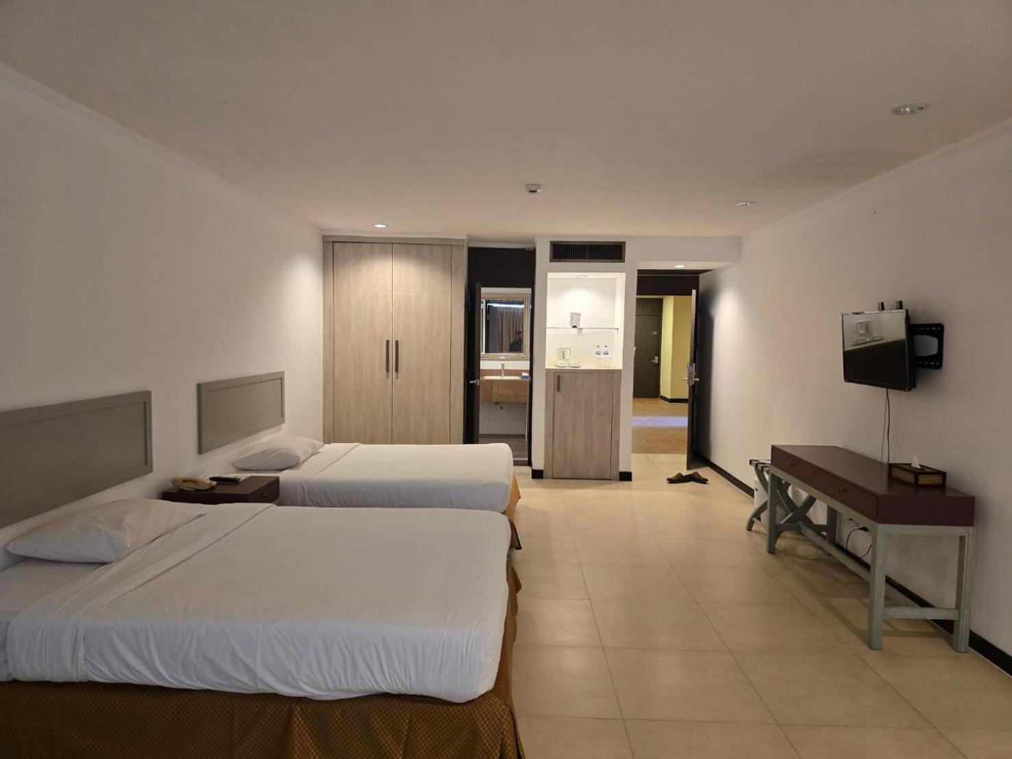 Hotel Tropicana Pattaya Eksteriør billede