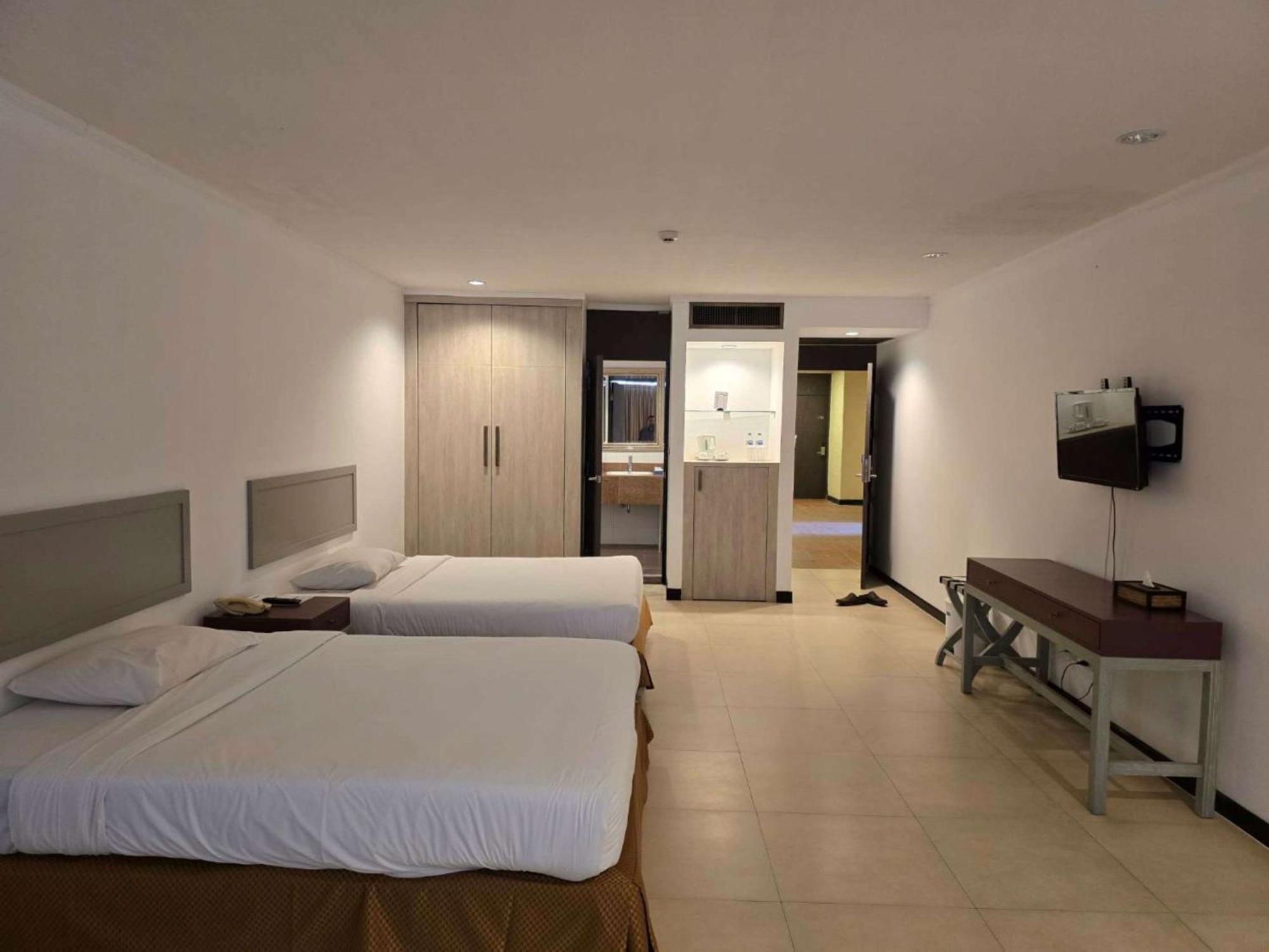 Hotel Tropicana Pattaya Eksteriør billede