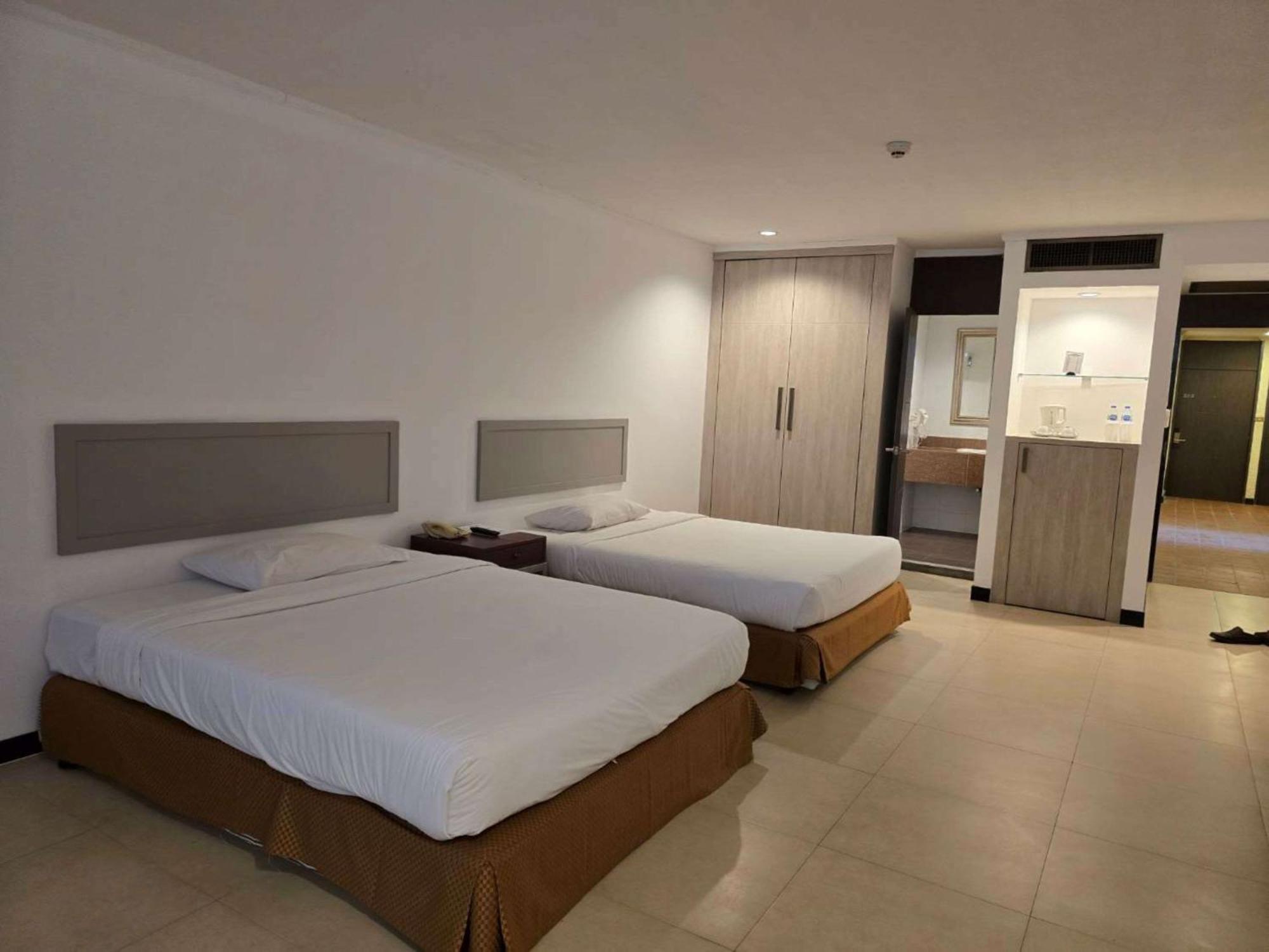 Hotel Tropicana Pattaya Eksteriør billede
