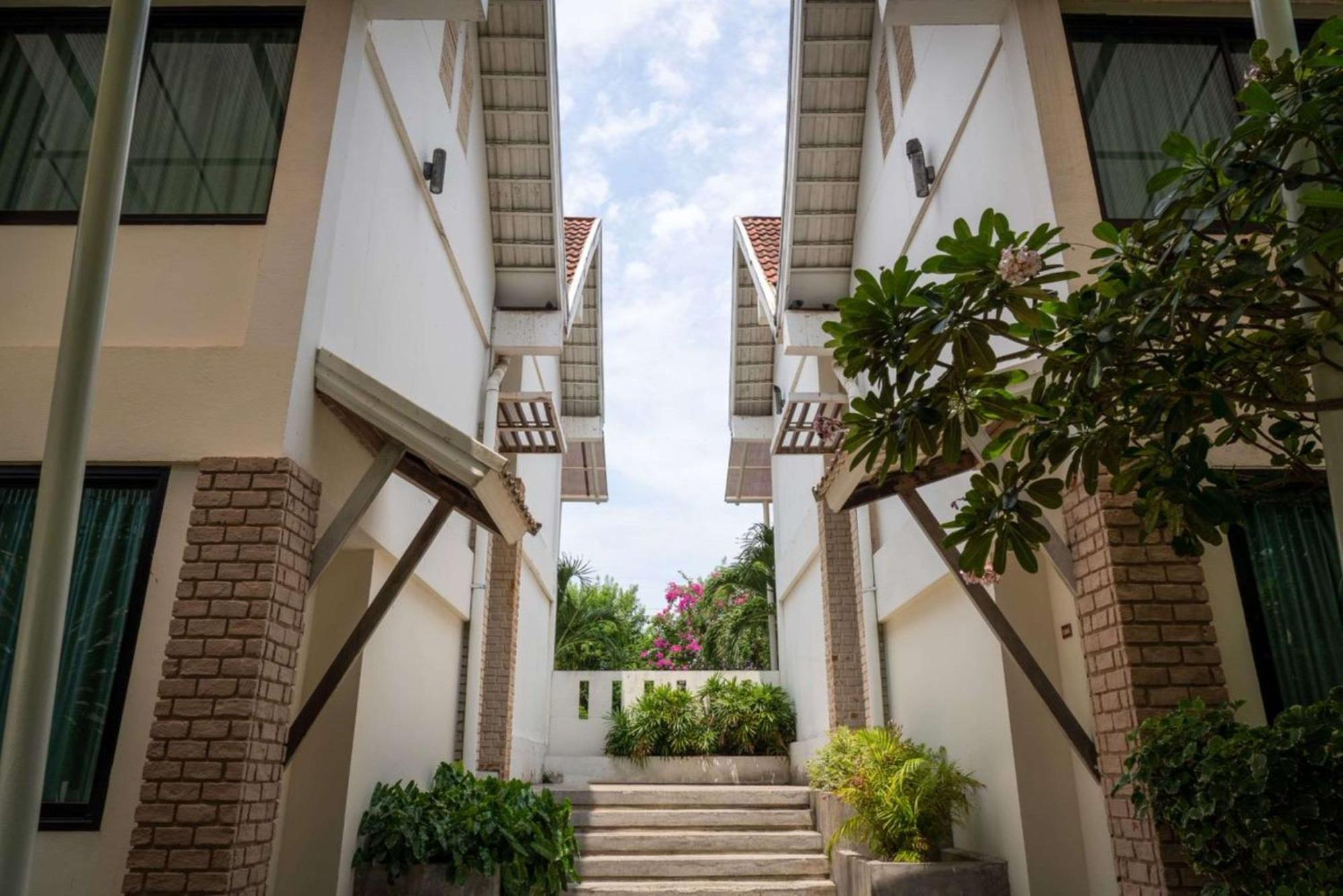 Hotel Tropicana Pattaya Eksteriør billede